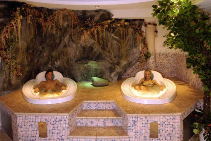 Hotel Monte Paraccia 산 비질리오 디 마레베 외부 사진